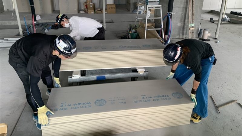 業務拡大につきスタッフ急募！