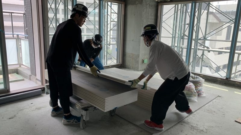 業務拡大につきスタッフ急募！